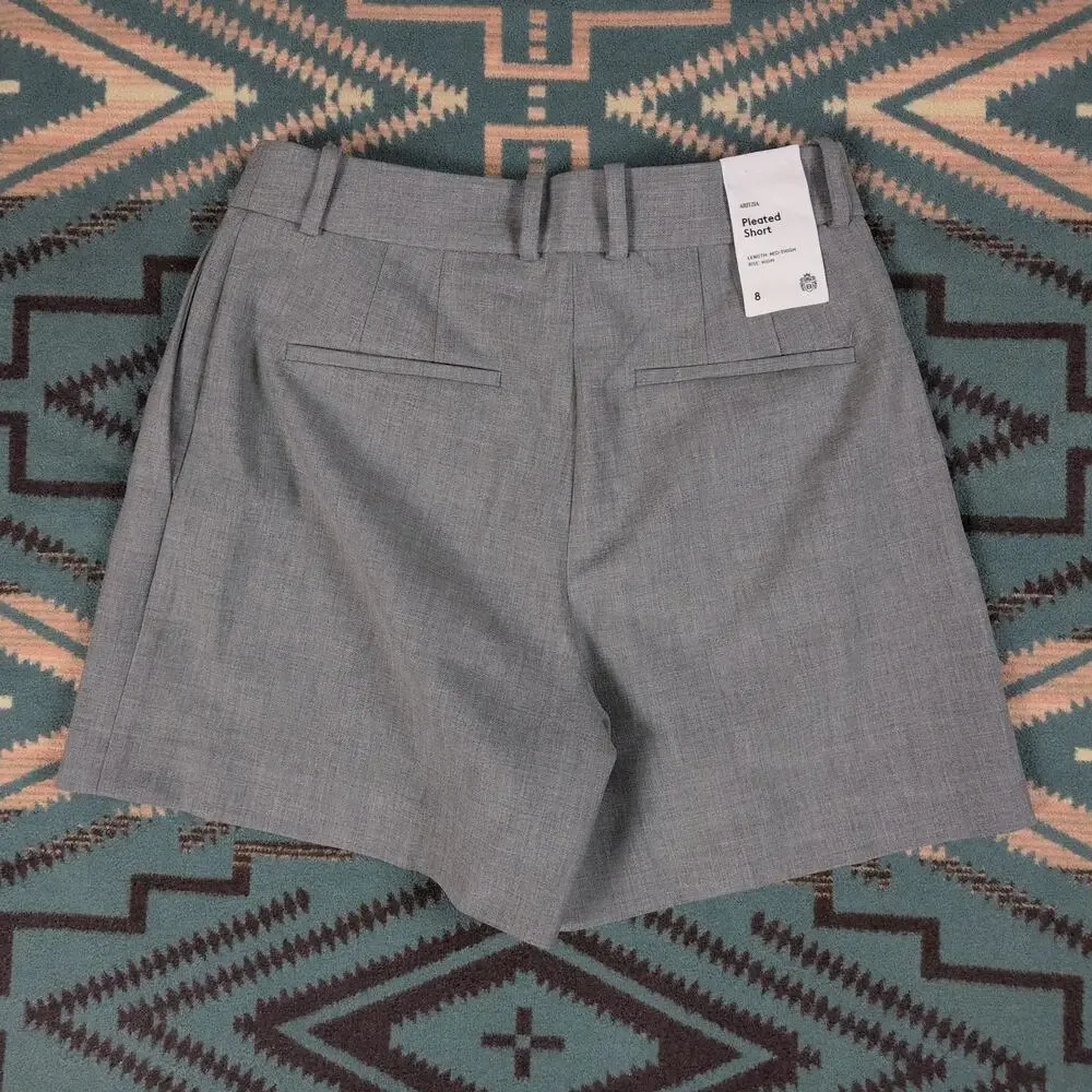 Aritzia babaton pleated
